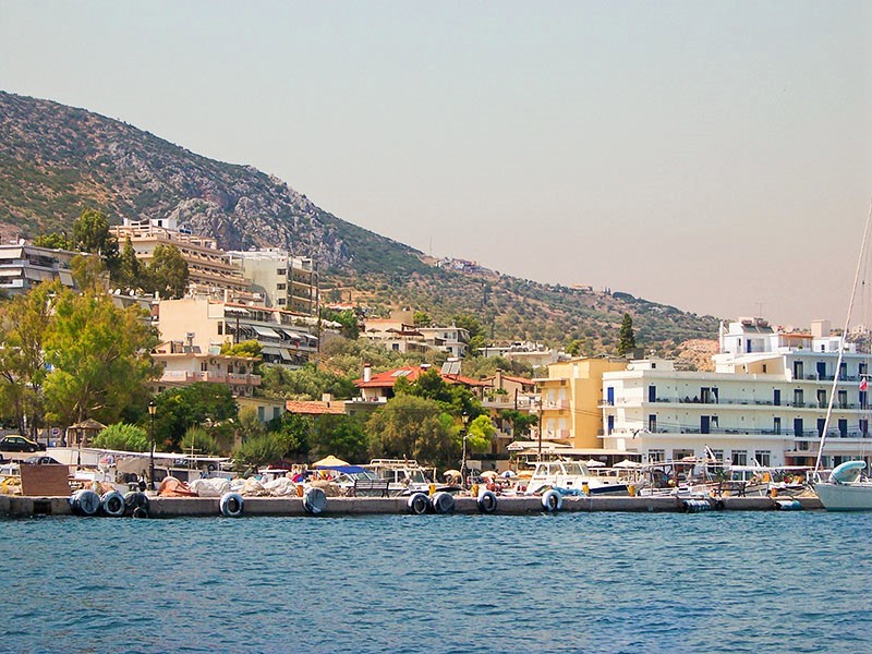 Λήψη του Τολού από τη μεριά της θάλασσας Λήψη του Τολού από τη μεριά της θάλασσας