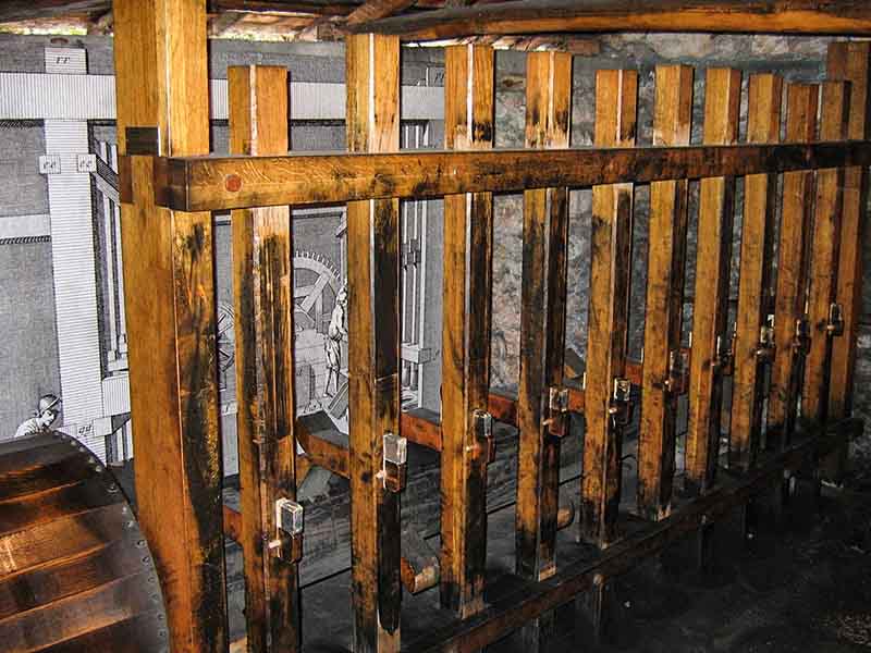 Μπαρουτόμυλος στο Υπαίθριο Μουσείο Υδροκίνησης στη Δημητσάνα