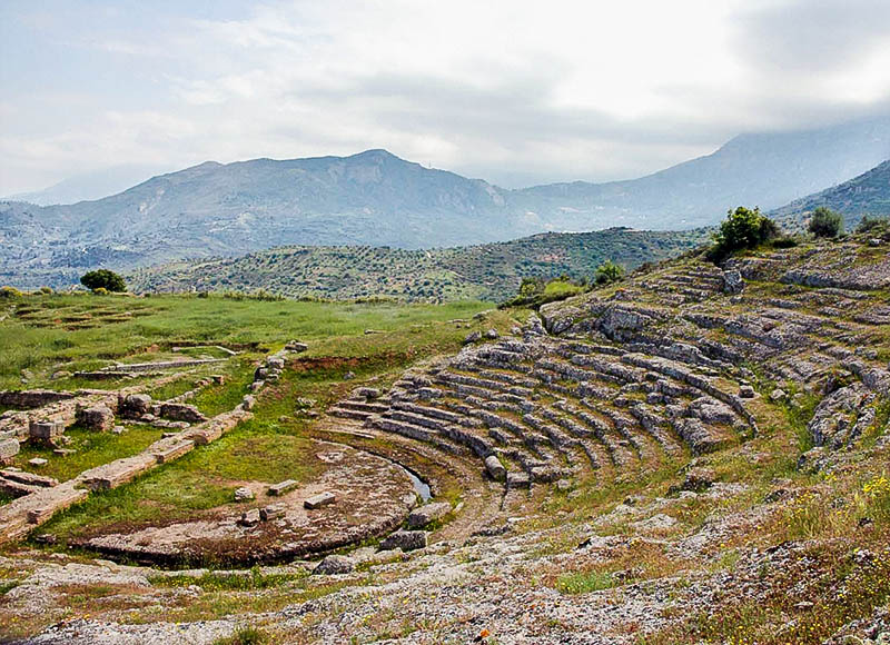 Το αρχαίο θέατρο της Αιγείρας