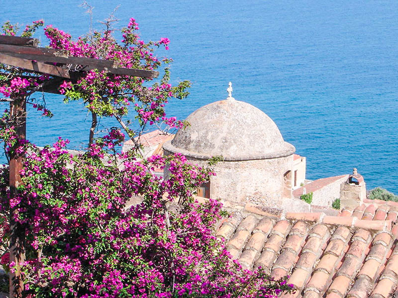 Εκκλησία στη Μονεμβασιά